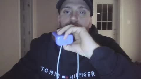 Snapshot of flopy1995 chatting on 11/08/25, 07:52 flopy1995 online show from 11/08/25, 07:52