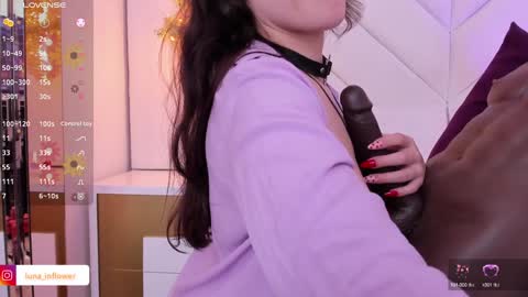 Luna online show from 01/15/25, 10:02