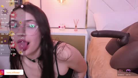 Luna online show from 01/30/25, 06:54