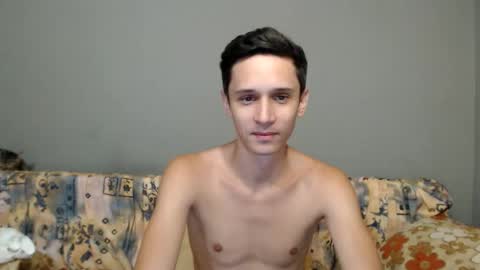 Snapshot of florecharming chatting on 09/11/25, 03:39 Flore online show from 09/11/25, 03:39