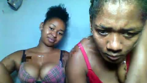 florencia011 online show from 02/27/25, 10:48