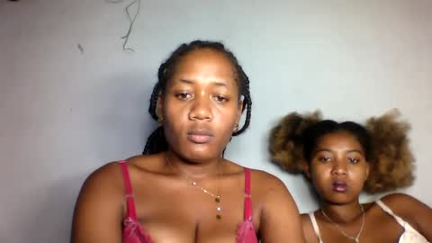 florencia011 online show from 03/06/25, 03:02