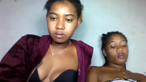 florencia011 online show from 03/08/25, 01:39