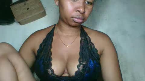 florencia011 online show from 11/08/25, 08:25