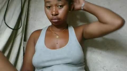 florencia011 online show from 03/14/26, 11:04