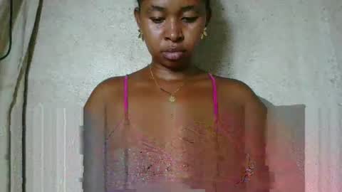 florencia011 online show from 04/07/26, 08:04