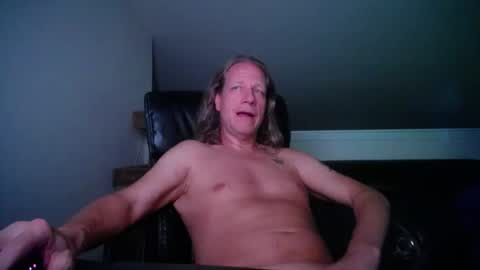 Double-D online show from 10/19/25, 04:13