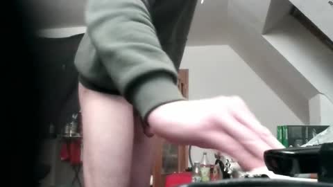 flothegerman online show from 12/11/24, 06:20