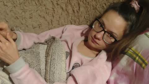 Snapshot of flowercandydoll chatting on 12/02/24, 06:54 say meow and send tip online show from 12/02/24, 06:54