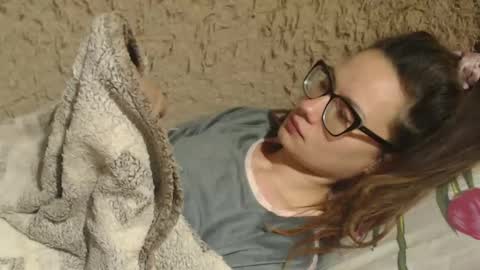 Snapshot of flowercandydoll chatting on 12/07/24, 07:10 say meow and send tip online show from 12/07/24, 07:10