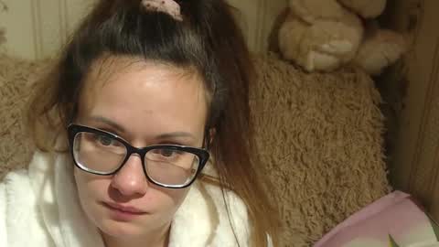 Snapshot of flowercandydoll chatting on 12/09/24, 10:09 say meow and send tip online show from 12/09/24, 10:09