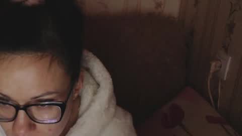 Snapshot of flowercandydoll chatting on 12/25/24, 10:28 say meow and send tip online show from 12/25/24, 10:28