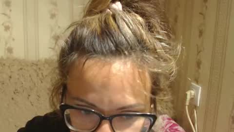 Snapshot of flowercandydoll chatting on 09/18/25, 06:59 say meow and send tip online show from 09/18/25, 06:59