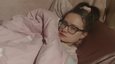 Snapshot of flowercandydoll chatting on 02/12/26, 12:38 say meow and send tip online show from 02/12/26, 12:38