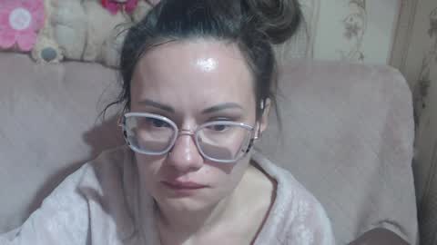 say meow and send tip  online show from 04/05/26, 08:55