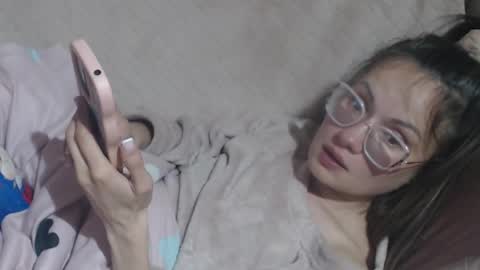 say meow and send tip  online show from 04/24/26, 08:33