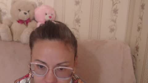 say meow and send tip  online show from 05/10/26, 07:35