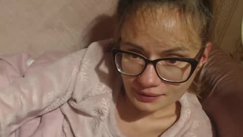 say meow and send tip  online show from 10/22/25, 06:29