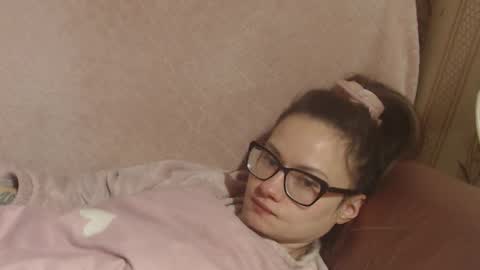 say meow and send tip  online show from 02/20/26, 08:38