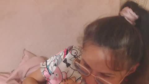 Snapshot of flowercandydoll13 chatting on 05/17/26, 05:31 say meow and send tip online show from 05/17/26, 05:31