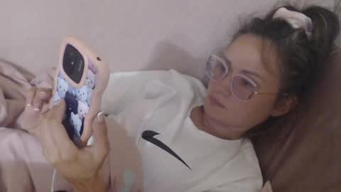 Snapshot of flowercandydoll13 chatting on 05/25/26, 04:13 say meow and send tip online show from 05/25/26, 04:13