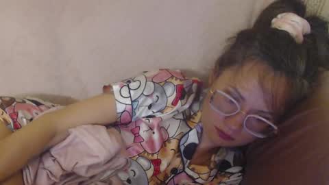 Snapshot of flowercandydoll13 chatting on 05/27/26, 08:39 say meow and send tip online show from 05/27/26, 08:39