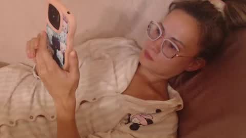 Snapshot of flowercandydoll13 chatting on 07/17/26, 06:02 say meow and send tip online show from 07/17/26, 06:02