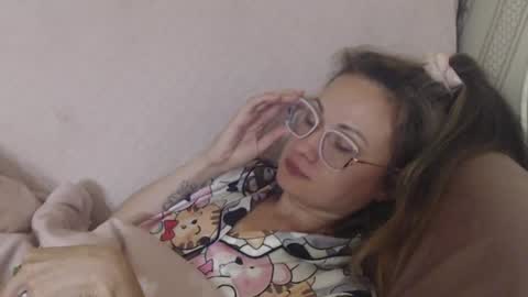 Snapshot of flowercandydoll13 chatting on 07/22/26, 08:11 say meow and send tip online show from 07/22/26, 08:11