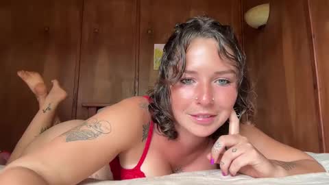 Snapshot of flowergirl448844 chatting on 09/11/25, 11:27 Flowergirl online show from 09/11/25, 11:27