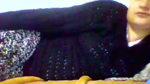 flowerlauren69 online show from 02/04/25, 07:51