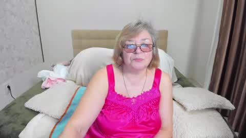 Flowerlower online show from 02/11/25, 04:01