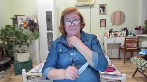 Flowerlower online show from 12/03/25, 04:05