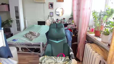 Flowerlower online show from 03/19/26, 01:04