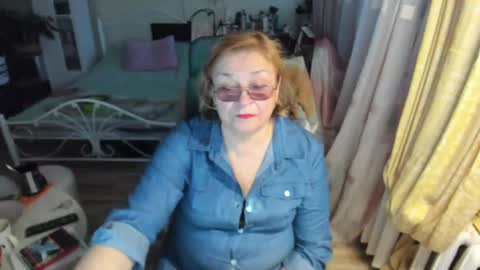 Flowerlower online show from 04/15/26, 05:09