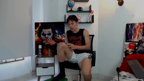 flowers109 online show from 02/01/25, 09:29