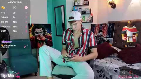 flowers109 online show from 11/20/25, 10:42