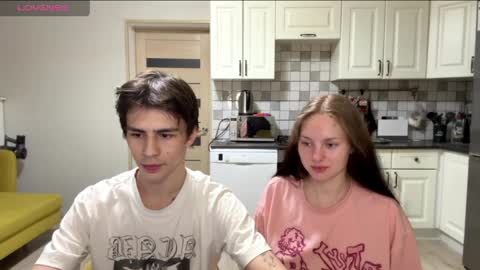 flowerscouple online show from 04/09/26, 10:26