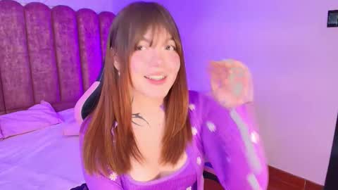  FLUFFY BUBBLE  online show from 12/22/25, 04:31