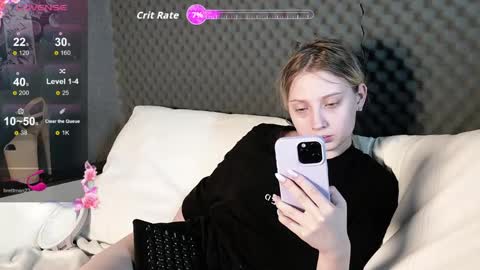 Snapshot of fluffy_cloude chatting on 05/06/26, 06:41 fluffy_cloude online show from 05/06/26, 06:41