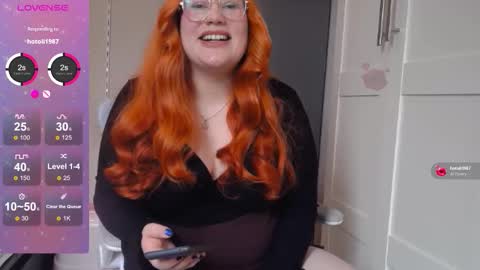 Fluffy Kity online show from 11/10/25, 11:09