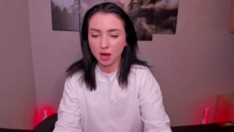 Lina online show from 02/22/26, 12:56