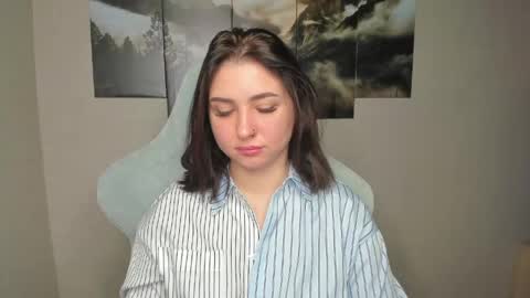Snapshot of flufyfoxx chatting on 05/05/26, 01:46 Lina online show from 05/05/26, 01:46
