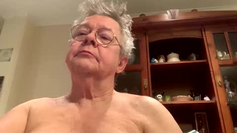 fmartin55 online show from 02/16/26, 05:47