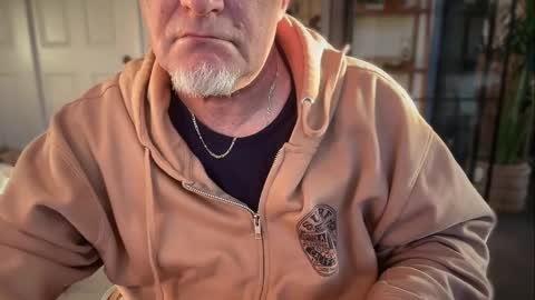 fnkywht60smthng_ online show from 03/06/26, 01:35