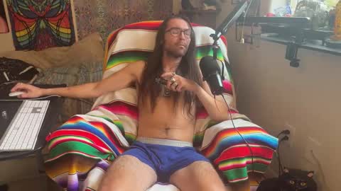 Chris online show from 10/01/25, 07:42