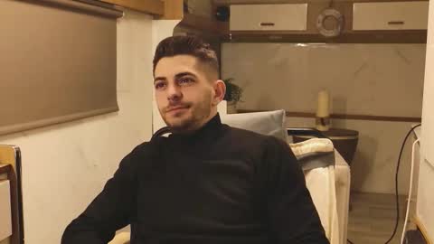 independent model online show from 03/01/26, 05:26