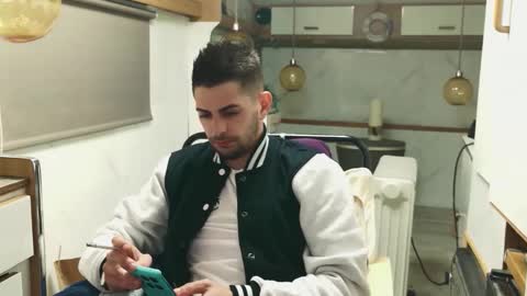 independent model online show from 03/16/26, 07:07