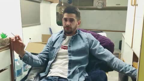 independent model online show from 04/20/26, 06:20