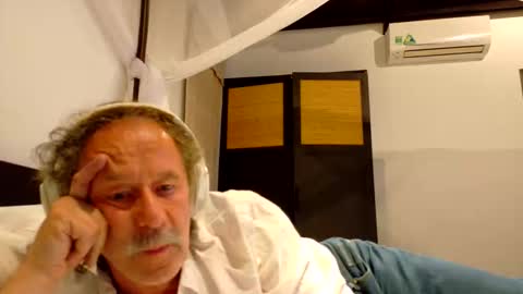 Snapshot of foolforyoubabe chatting on 05/16/26, 06:28 cum together online show from 05/16/26, 06:28