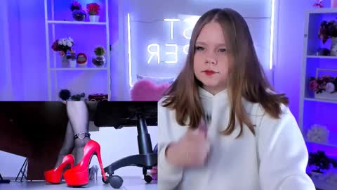 Molly online show from 02/10/25, 12:52